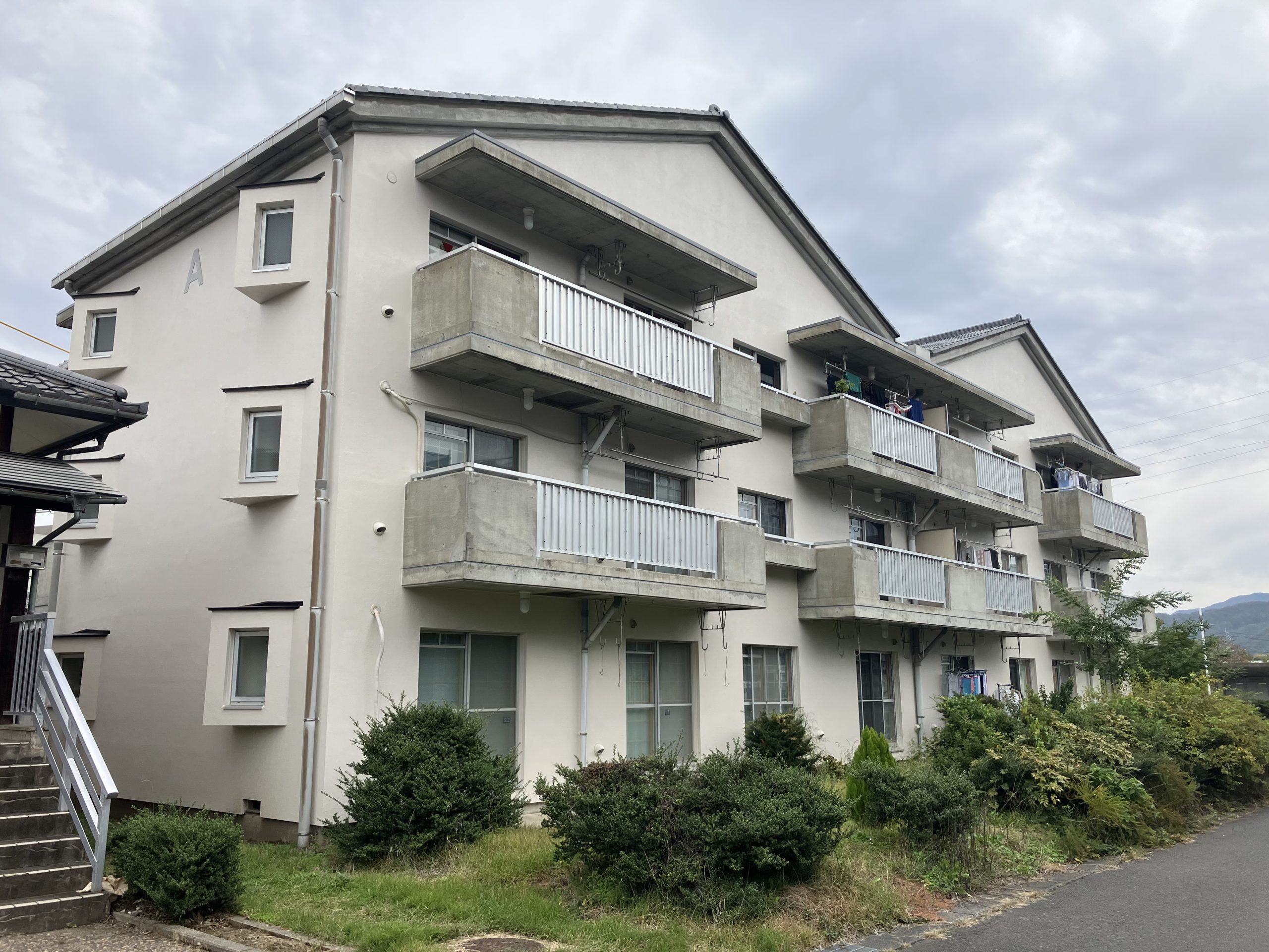 千曲市営屋代団地改修工事（ビオシェル・RC造用）